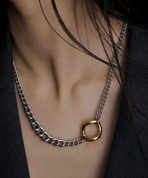  Hug Necklace 01 ネックレス