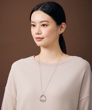  【カタログ掲載・シンプル上品】ワイヤーリングネックレス