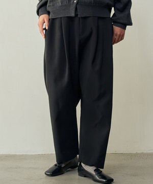  トリプルクロス タックパンツ｜軽くてふっくらした三重織り生地・セットアップ可能