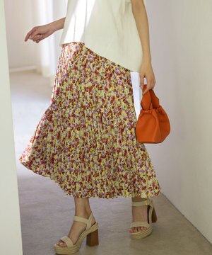 【洗える・シワになりにくい】フラワープリントプリーツ スカート