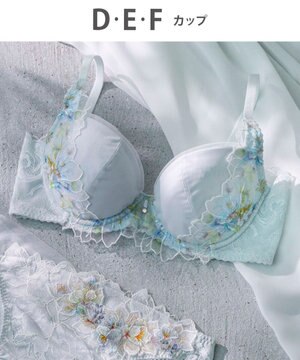  Wing Lesiage　【2820シリーズ】　ブラジャー　脇すっきりの着やせシルエット　背中の段差軽減　ウイング／ワコール　PB2821