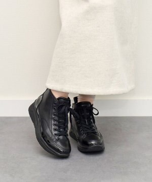  【BUSSOLA】サイドジップハイカットスニーカー