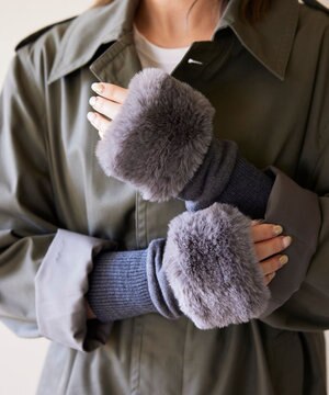  フェイクファー付きフィンガーレスグローブ(WOMEN)