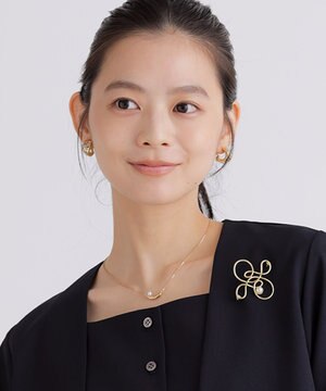  ツイストメタル ブローチ