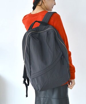  LIGHT NYLONリュック Lサイズ