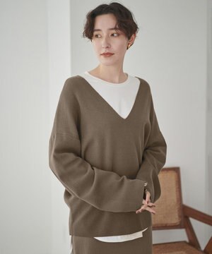 【洗える】ウールビスコースVネックニット