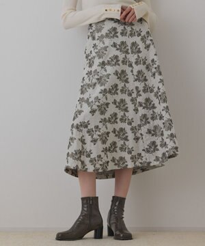  ラメフラワージャガードフレアスカート