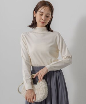  【前後着用可 / 加藤ローサさん着用】スムースストレッチタートル ニット