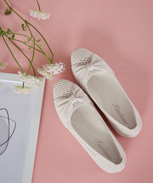 【小倉優子さん着用】リボンニットフラットパンプス