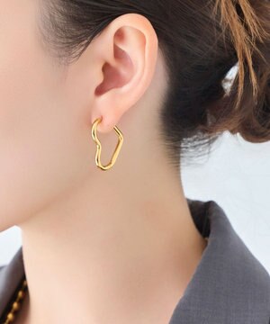  【金属アレルギー対応】グロウハートフープワンタッチピアス　ゴールド/ステンレス