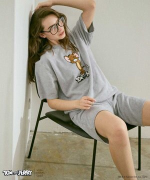  トムとジェリー × une nana cool なめらかふわふわプルオーバー&ハーフパンツセット