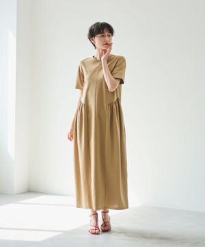  【洗える】コクーンシルエットロングワンピース