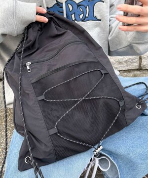  【ユニセックス着用ITEM】コードデザインナップサック