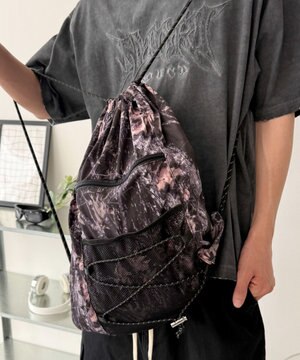  【ユニセックス着用ITEM】コードデザインナップサック