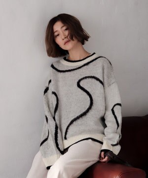  【25年秋冬新作】ニュアンスライン配色プルオーバー