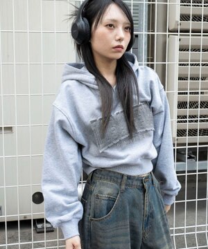  グラフィックショートパーカー