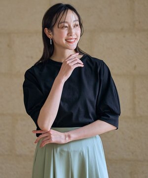  パフスリーブカットソー