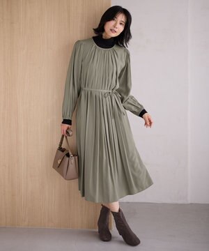  ギャザーワンピース