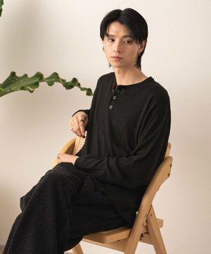  リングドットヘンリーネックプルオーバー