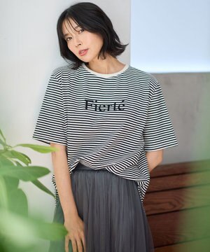  フロッキーロゴテールTシャツ