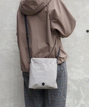  グリンザ・コーデュラナイロンショルダーバッグ