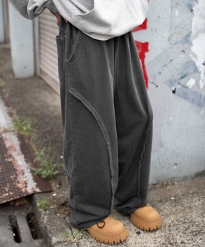  【ユニセックス着用ITEM/ウエストゴム/MLサイズ展開】バルーン3Dスウェットパンツ