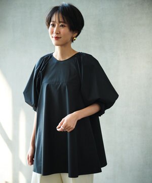  サークルスリーブAラインブラウス