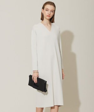  【洗える】 シンセティックフルニードル Vネックワンピース