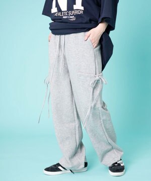  【ウエストゴム】リボンカーゴスウェットパンツ