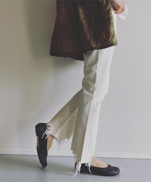  ブーティフレア ストレッチデニムパンツ ホワイト