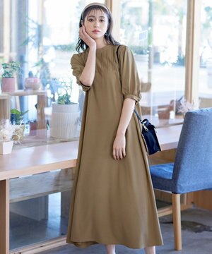  【洗える】ボリュームパフスリーブAラインワンピース