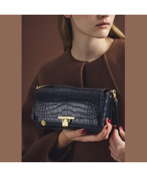  【牛革】クロコ型押しラウンドクラッチショルダー