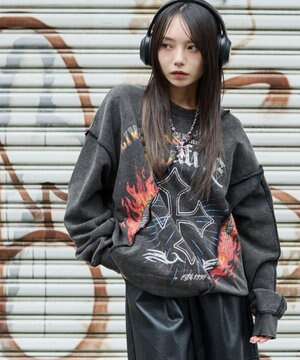  【ユニセックス着用ITEM】ヴィンテージグラフィックドッキングプルオーバー