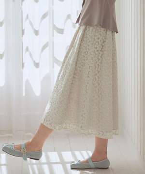 フラワー刺繍 フレアスカート