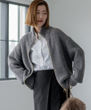  【洗える】スパンコールバルキー ダブルジップ ニットブルゾン