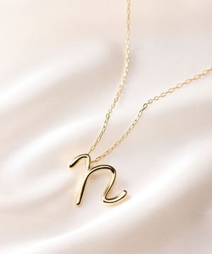 【~6/26まで受注生産】カーシブイニシャルトップ ネックレス