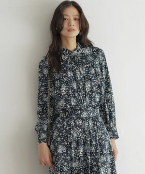  モザイクフラワープリント ブラウス