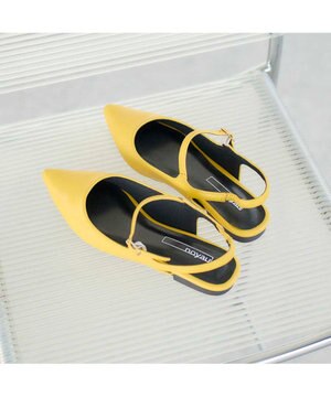  <noyau>ポインテッドトゥバックベルトパンプス