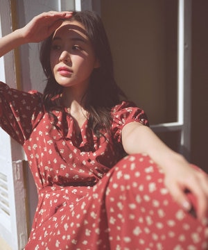 カシュクールデザイン 小花プリントワンピース