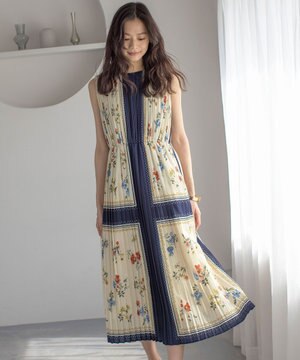  スカーフパネルプリント ワンピース