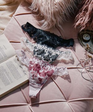  エレガントコレクション  【2412】 Tバックショーツ