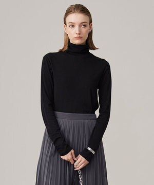  【洗える】リヨセルカシミヤスムース ハイネックカットソー