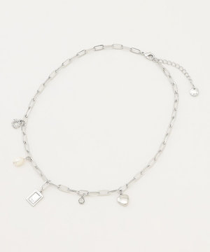 チャームネックレス