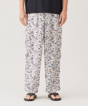  ボタニカルプリント イージーテーパードパンツ