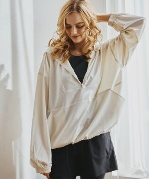  【再入荷】WEB限定商品　ポケット付きハーフジップラッシュパーカー＋リブタンキニ水着+レギンス5点セット【Beach Queen（ビーチクイーン）】