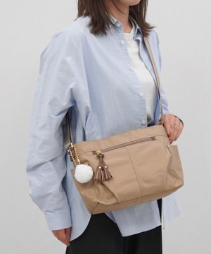  kanana project collection タッセル-e ショルダーバッグ 横 68872