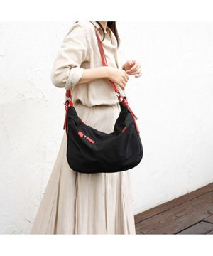  【A4サイズ対応 / たっぷり大容量】ショルダー中 / REGALO