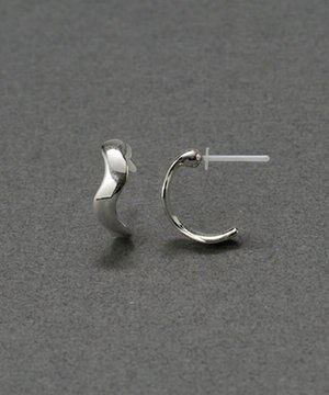 〈金属アレルギー対応〉リップルフープセラミックポストピアス　シルバー/ニッケルフリー