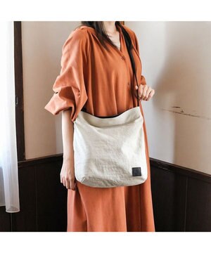  【超軽量 / A4サイズ対応 / 口元マグネットタイプ】ショルダー / REGALO