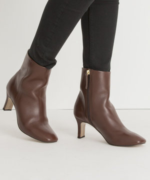 レザーショート ブーツ